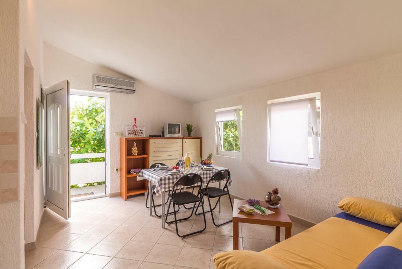 ויר Fisa Apartments מראה חיצוני תמונה
