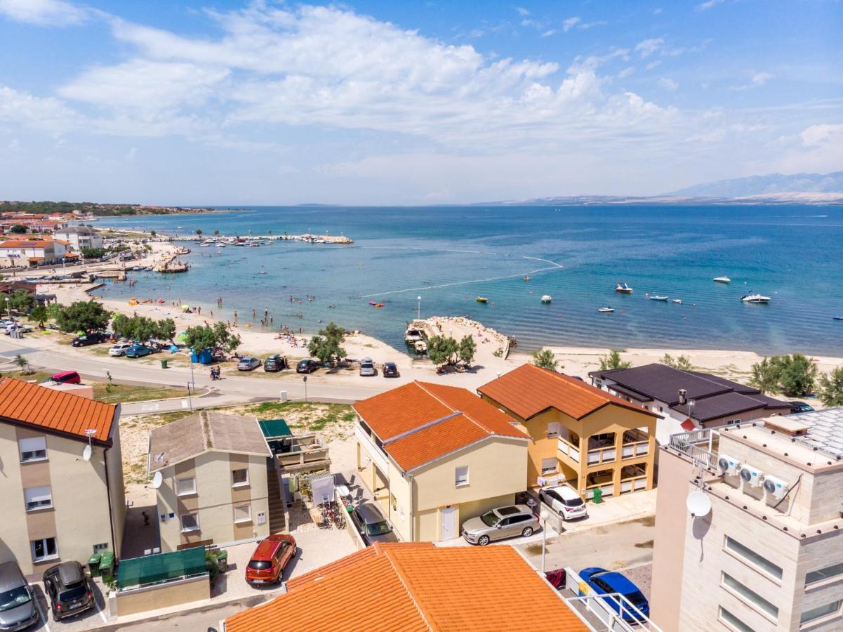 ויר Fisa Apartments מראה חיצוני תמונה